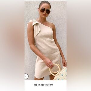 Perfect cocktail dress!! Antonio Melani Charlie linen worn once!!!